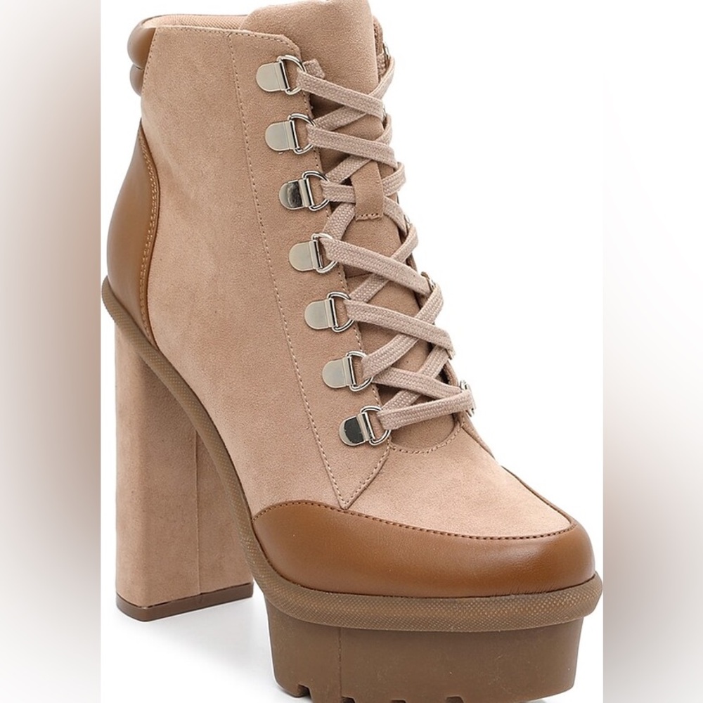 Jessica Simpson Orielle Platform Boots NWOT